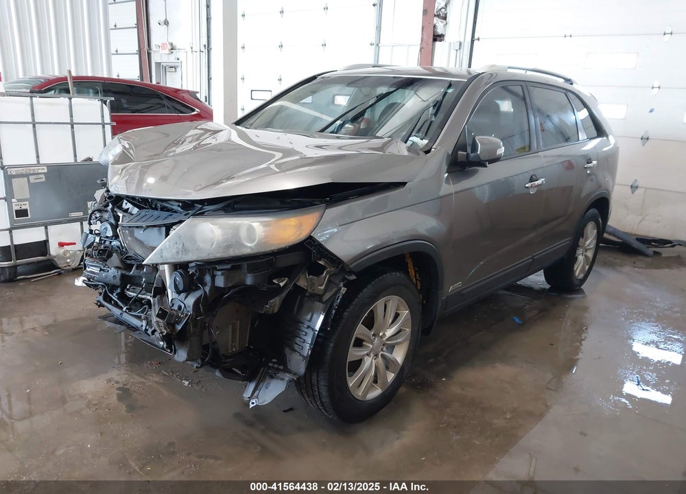 2011 KIA SORENTO VIN: 5XYKUCA1XBG150443