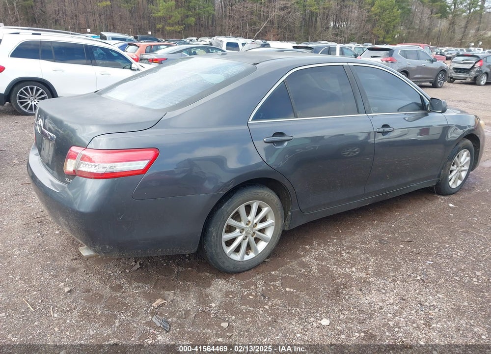 2011 TOYOTA CAMRY XLE V6 VIN: 4T1BK3EK7BU609530
