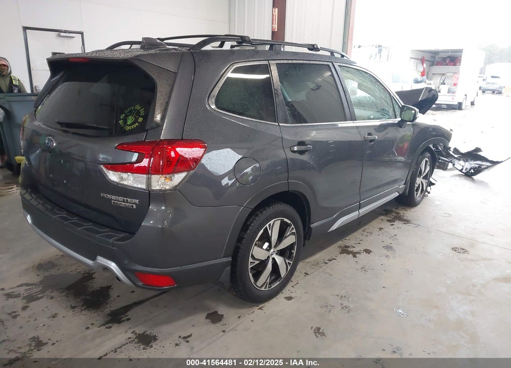 2021 SUBARU FORESTER TOURING VIN: JF2SKAXC8MH500831