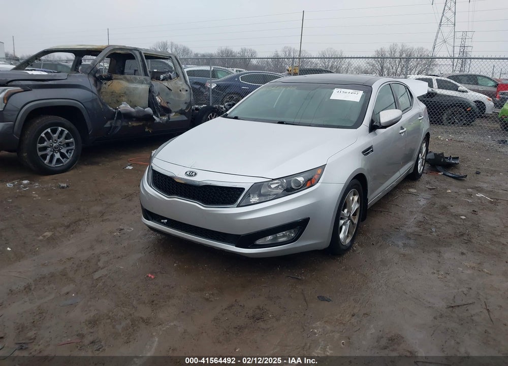 2011 KIA OPTIMA VIN: KNAGN4A70B5096492