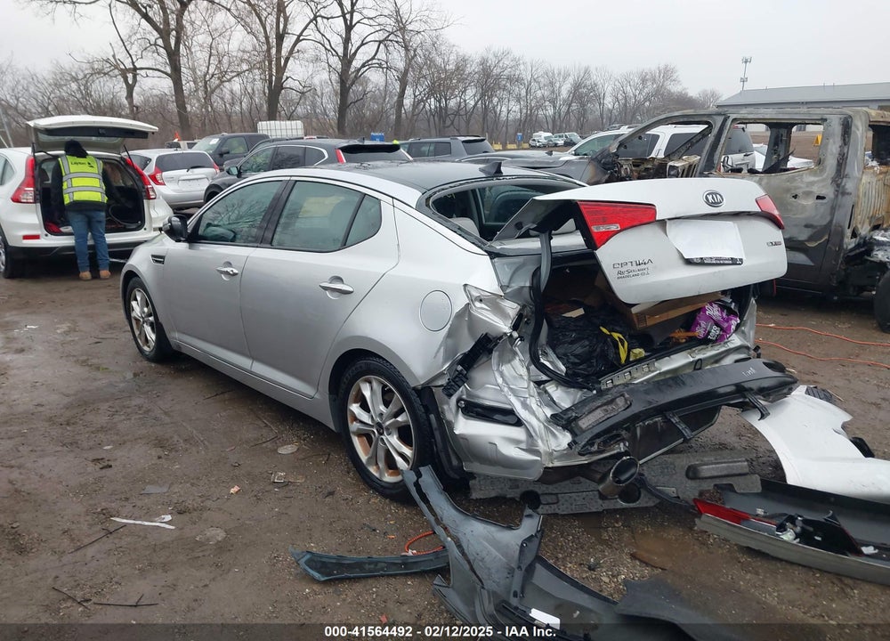 2011 KIA OPTIMA VIN: KNAGN4A70B5096492