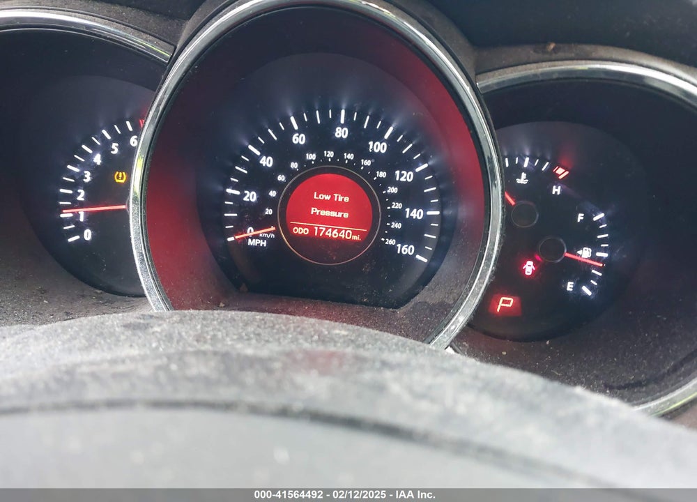 2011 KIA OPTIMA VIN: KNAGN4A70B5096492