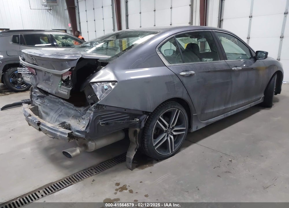 2017 HONDA ACCORD VIN: 1HGCR2F16HA292825