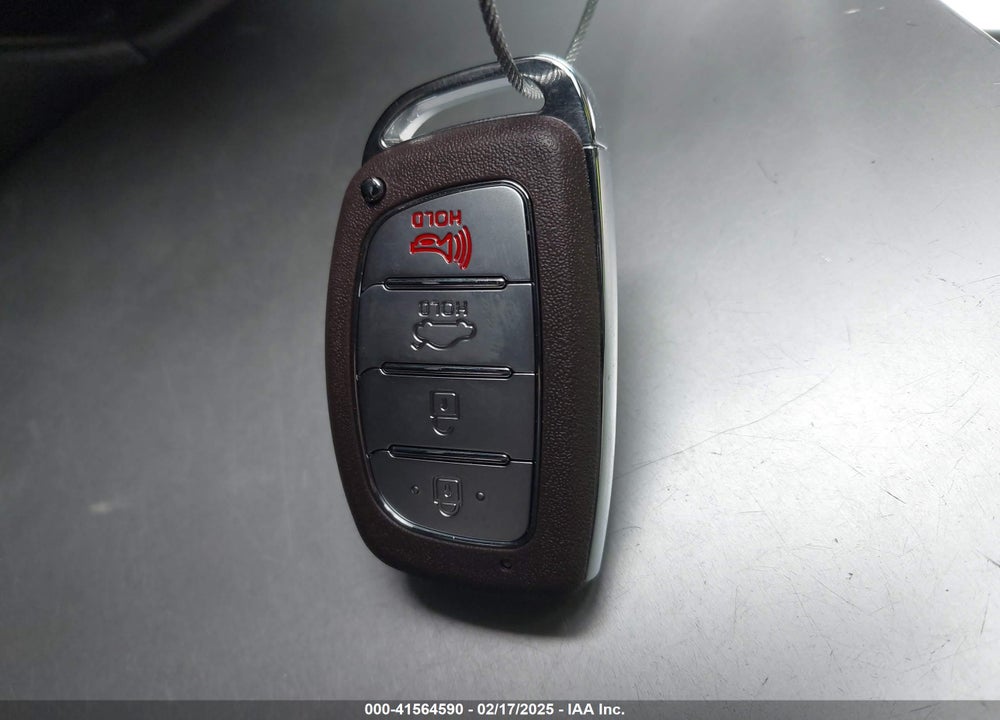 2016 HYUNDAI SONATA VIN: 5NPE34AF0GH383085