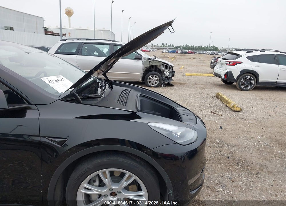 2023 TESLA MODEL Y VIN: 7SAYGDEEXPA181114