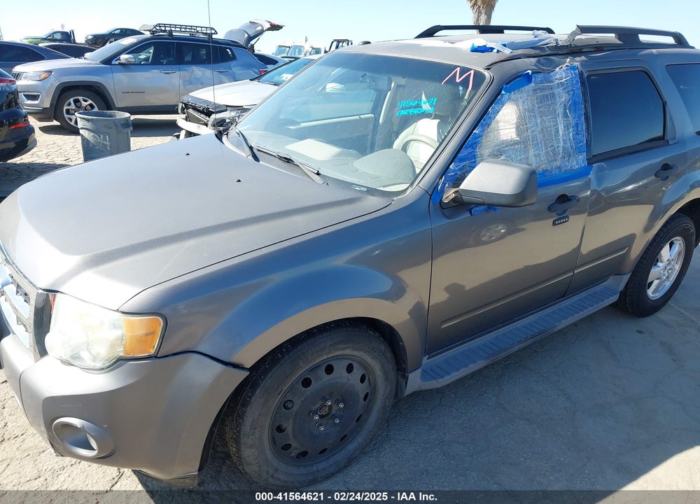 2009 FORD ESCAPE XLT VIN: 1FMCU03739KD04768