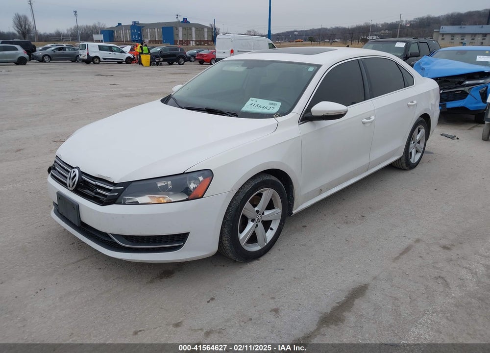 2012 VOLKSWAGEN PASSAT VIN: 1VWBP7A37CC008182
