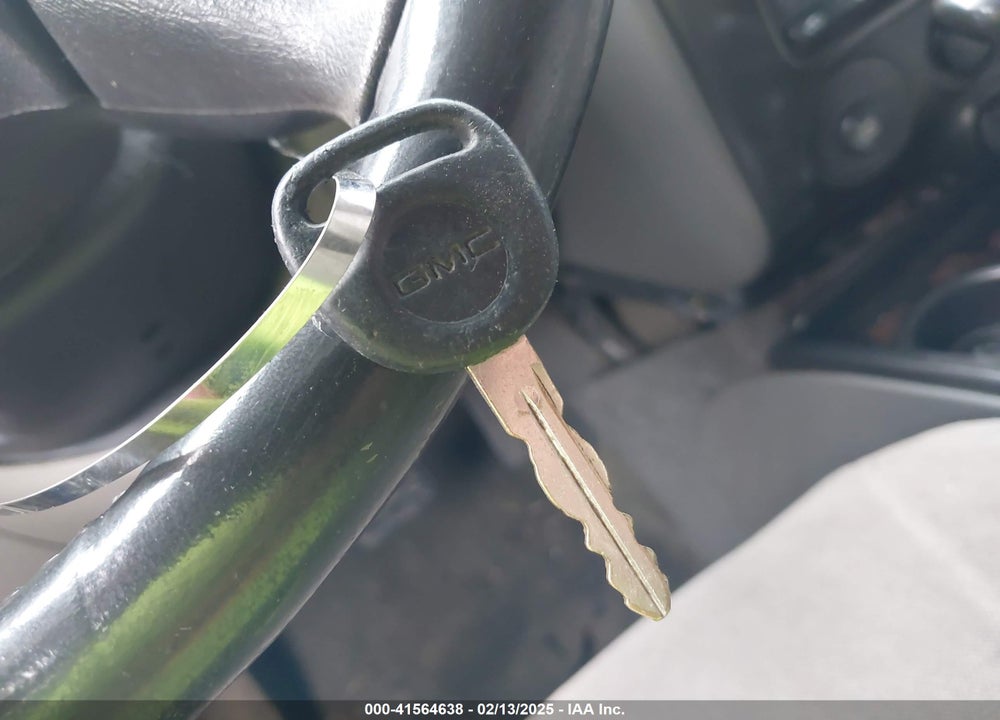 2004 GMC ENVOY XL SLE VIN: 1GKES16S746200962