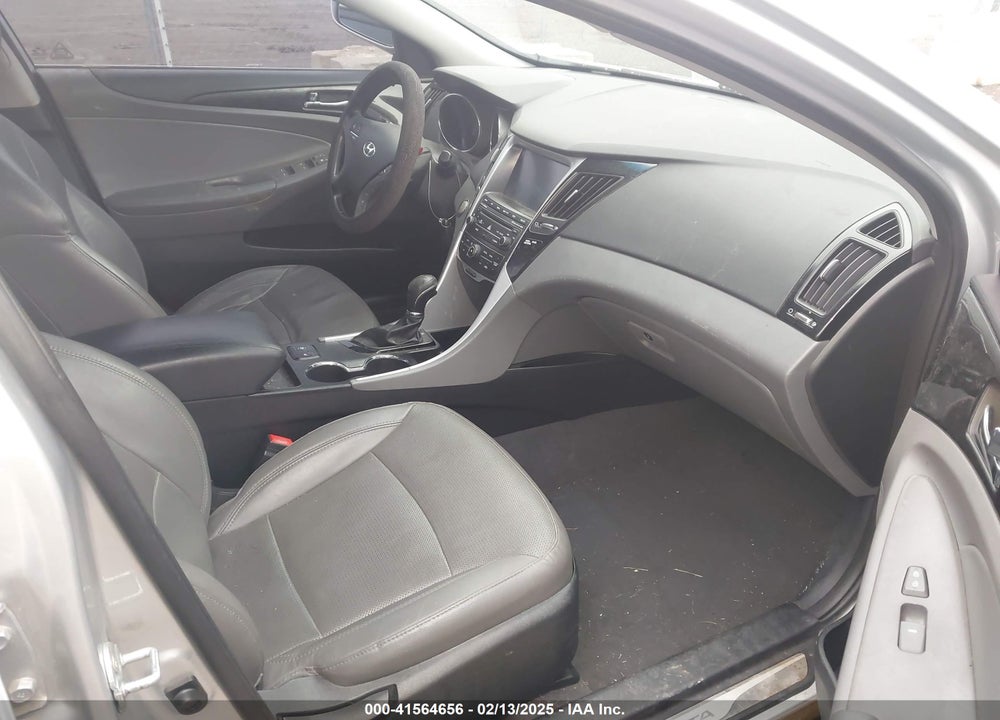 2014 HYUNDAI SONATA VIN: 5NPEC4AC8EH907893