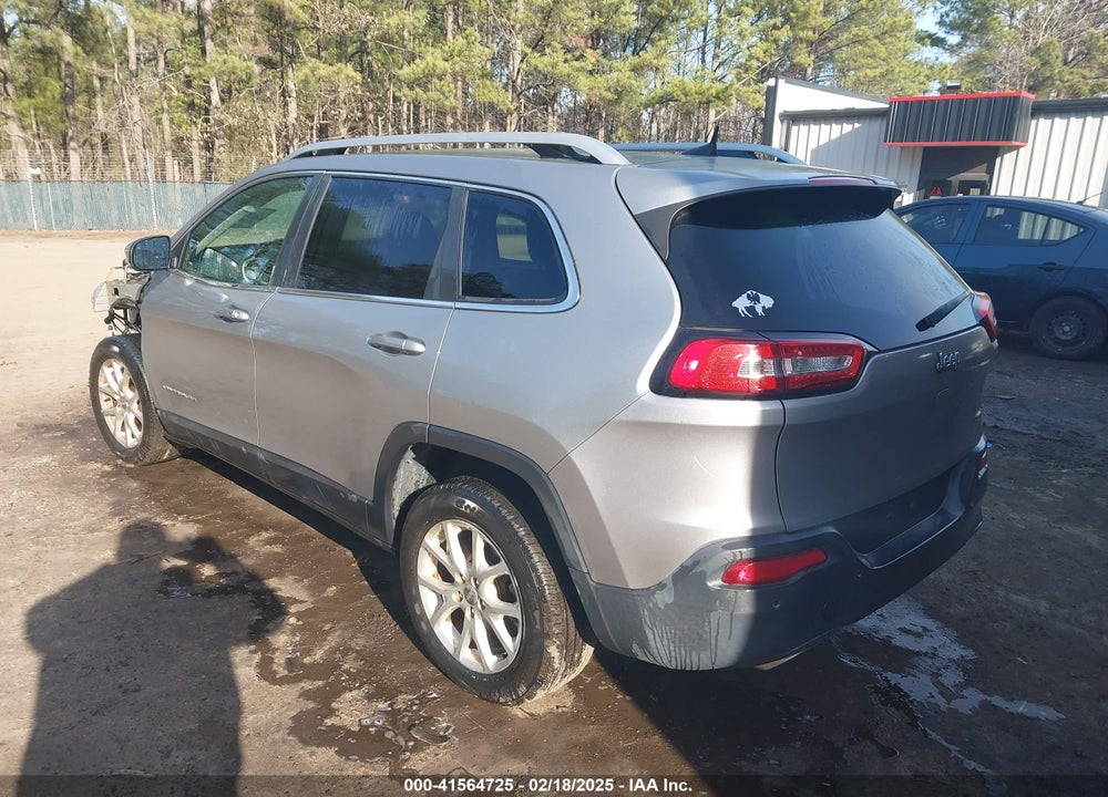 2017 JEEP CHEROKEE LATITUDE FWD VIN: 1C4PJLCS3HW613636