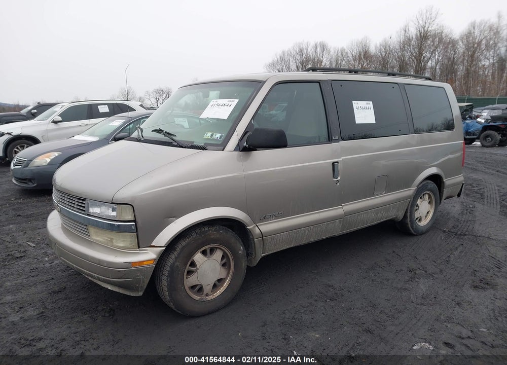 2001 CHEVROLET ASTRO LS VIN: 1GNDM19W21B150272