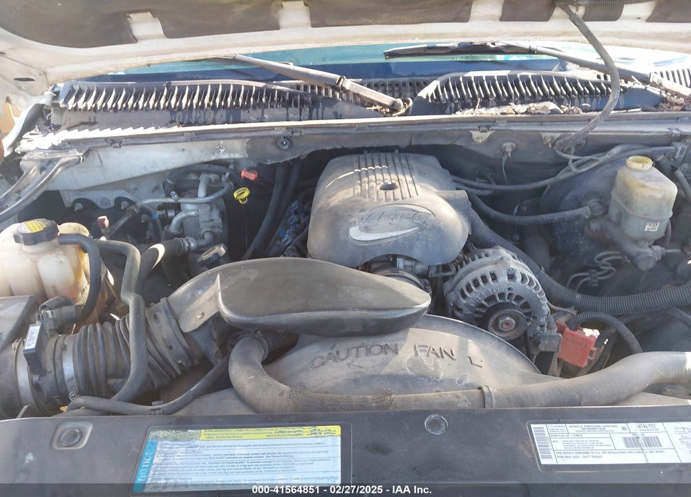 2001 CHEVROLET TAHOE LS VIN: 1GNEC13T51J138600