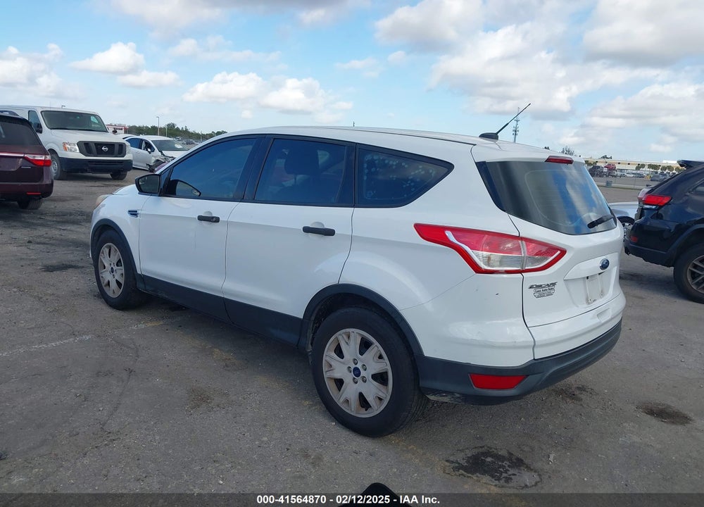 2015 FORD ESCAPE S VIN: 1FMCU0F72FUB64045