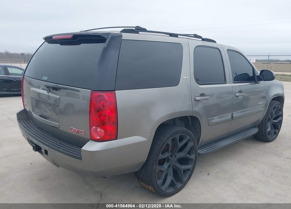 2007 GMC YUKON VIN: 1GKFC13007R264378