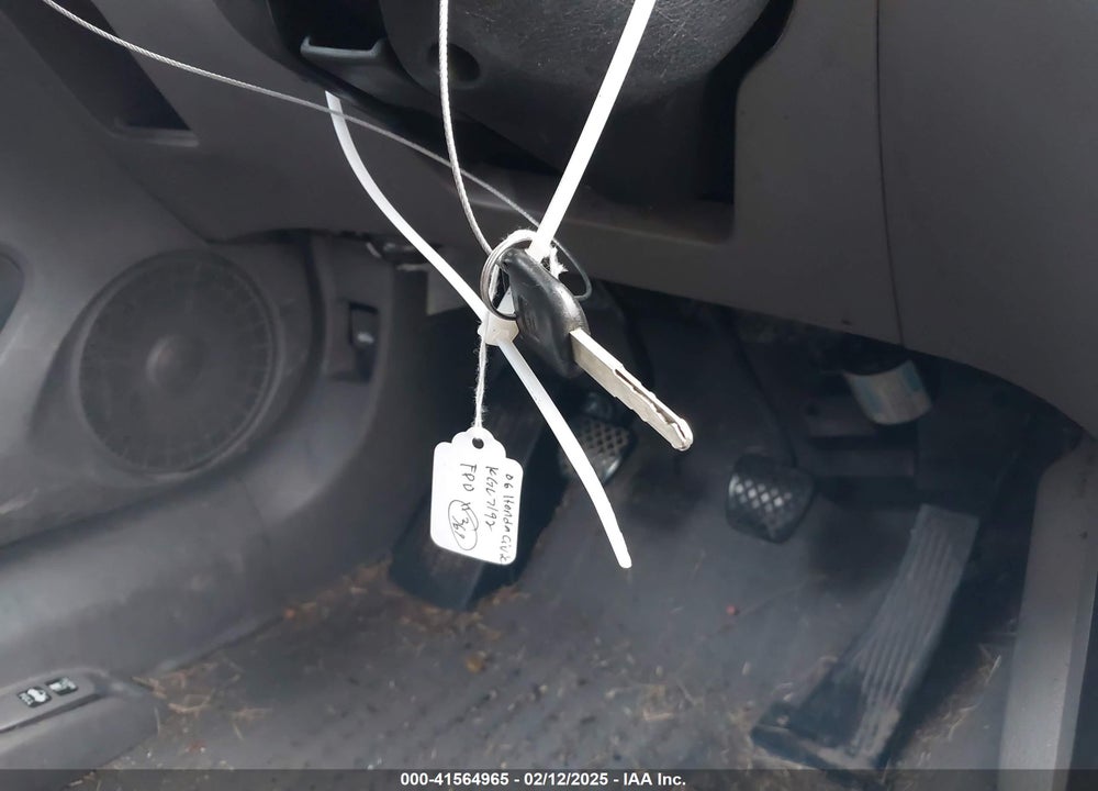 2006 HONDA CIVIC LX VIN: 2HGFG11686H559025