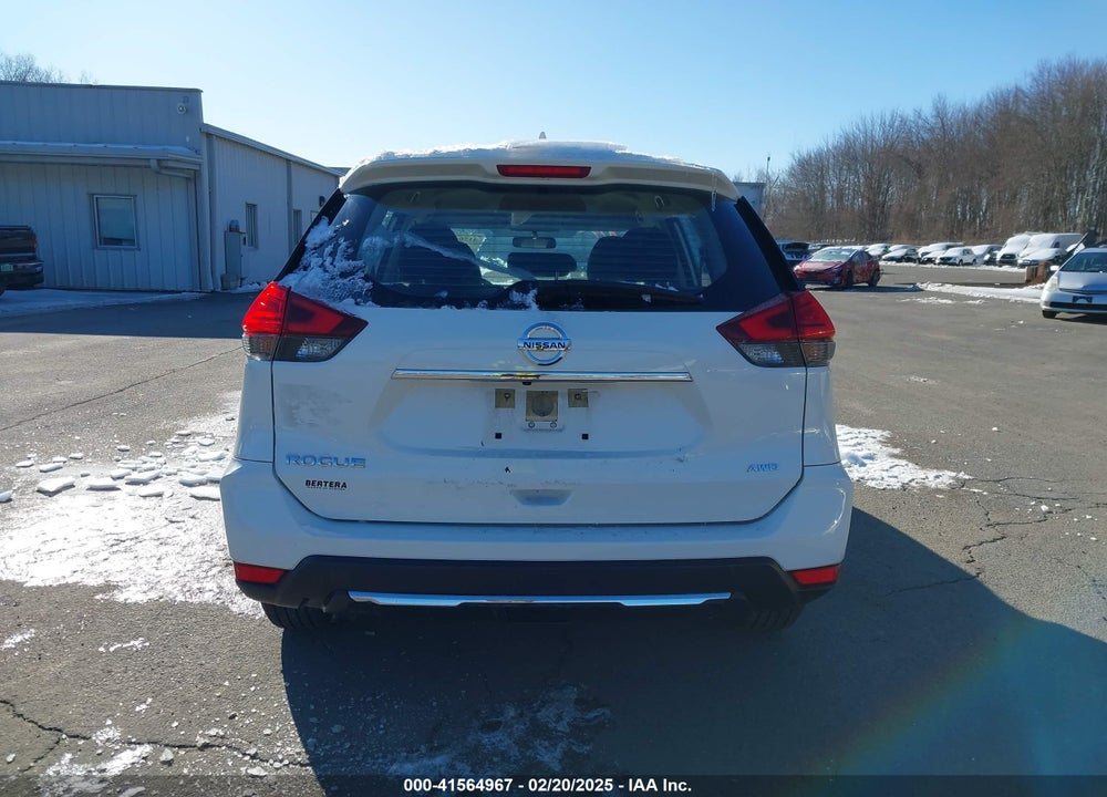 2017 NISSAN ROGUE S VIN: JN8AT2MV0HW006245