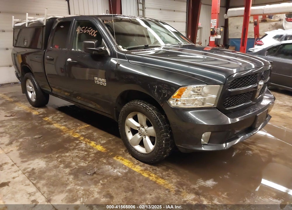 2016 RAM 1500 EXPRESS VIN: 1C6RR7FG5GS132770
