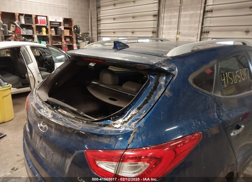 2015 HYUNDAI TUCSON LIMITED VIN: KM8JUCAG0FU026360