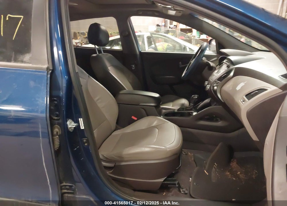 2015 HYUNDAI TUCSON LIMITED VIN: KM8JUCAG0FU026360