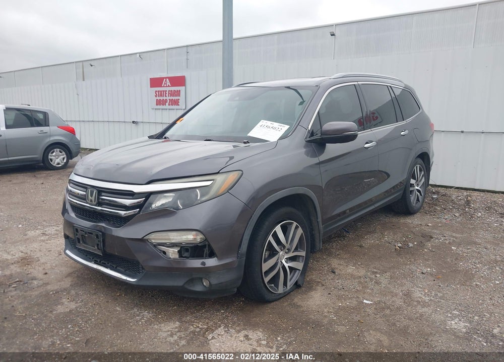 2018 HONDA PILOT TOURING VIN: 5FNYF5H94JB004203