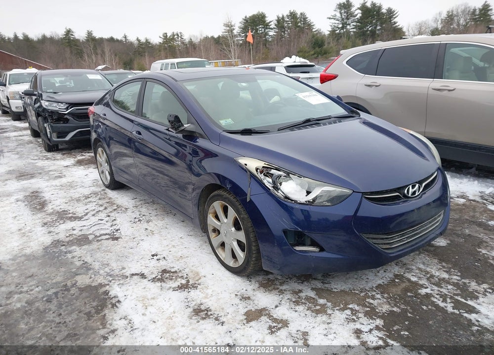 2013 HYUNDAI ELANTRA VIN: 5NPDH4AE6DH242635
