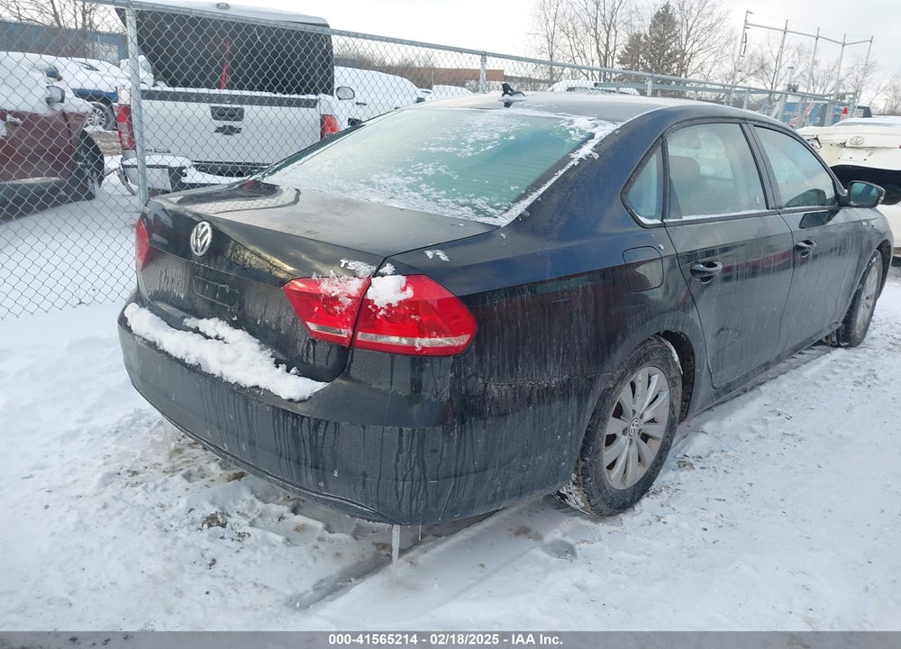 2014 VOLKSWAGEN PASSAT VIN: 1VWAT7A3XEC095182