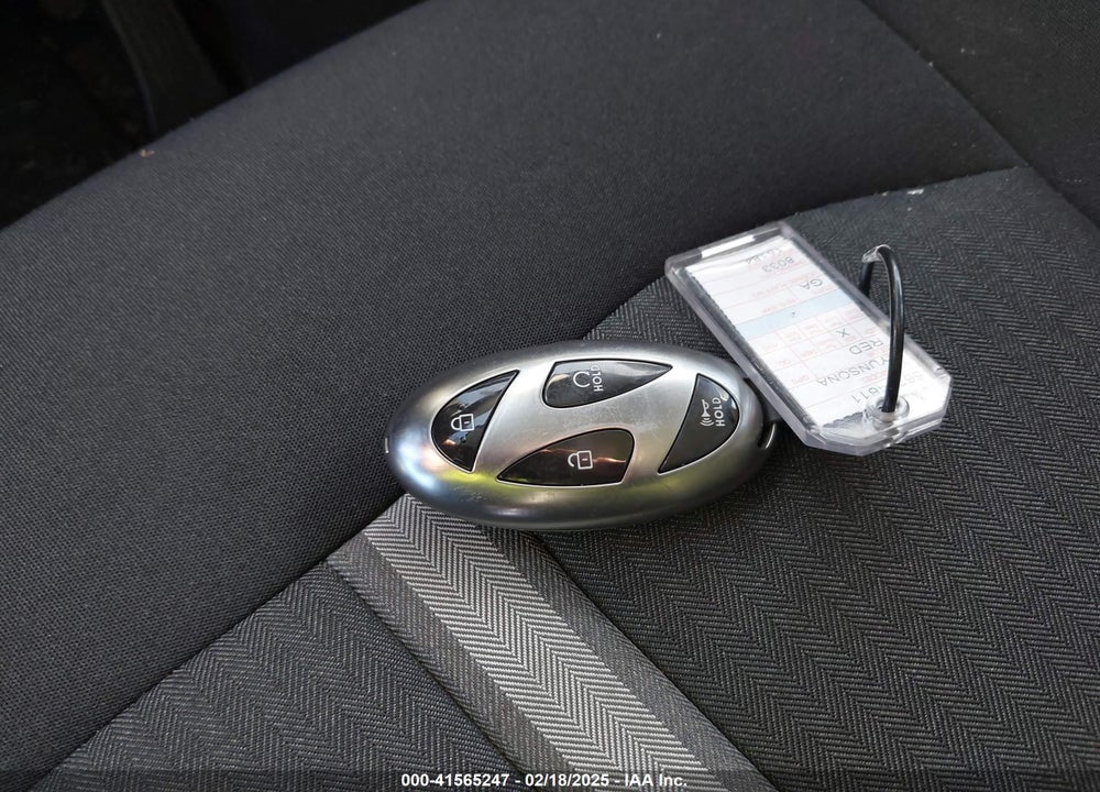 2025 HYUNDAI SONATA VIN: KMHL64JA0SA451464