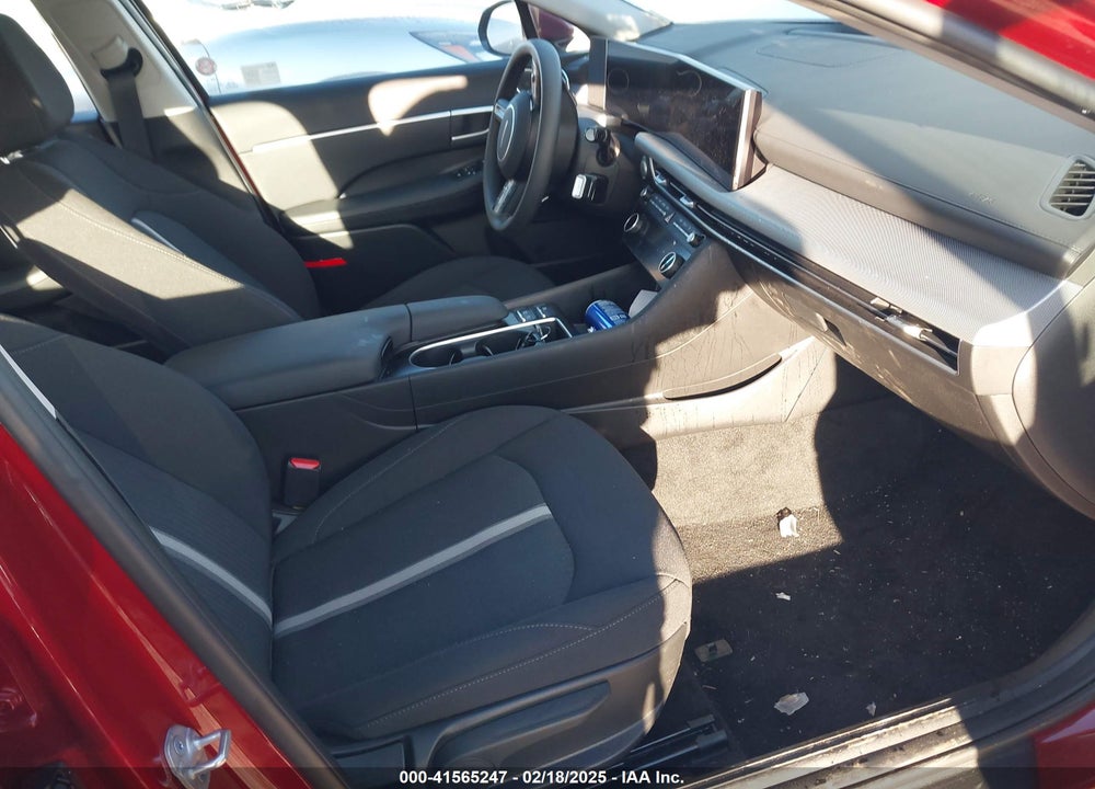 2025 HYUNDAI SONATA VIN: KMHL64JA0SA451464