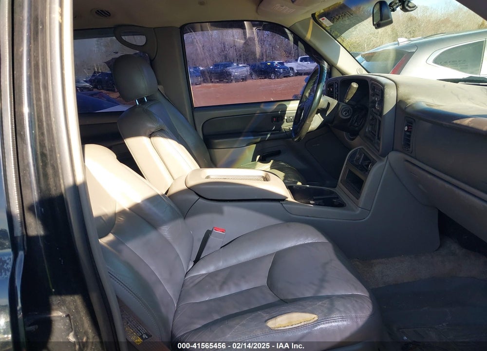 2003 CHEVROLET TAHOE VIN: 1GNEK13Z13J154786