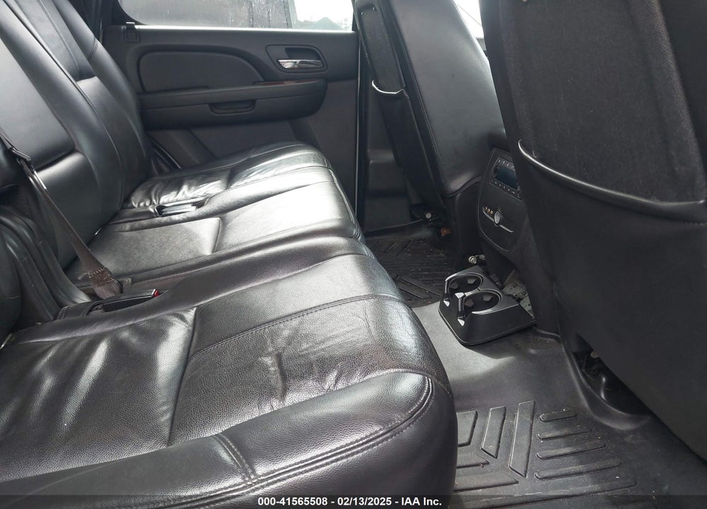 2010 CHEVROLET TAHOE LT VIN: 1GNUKBE08AR115210