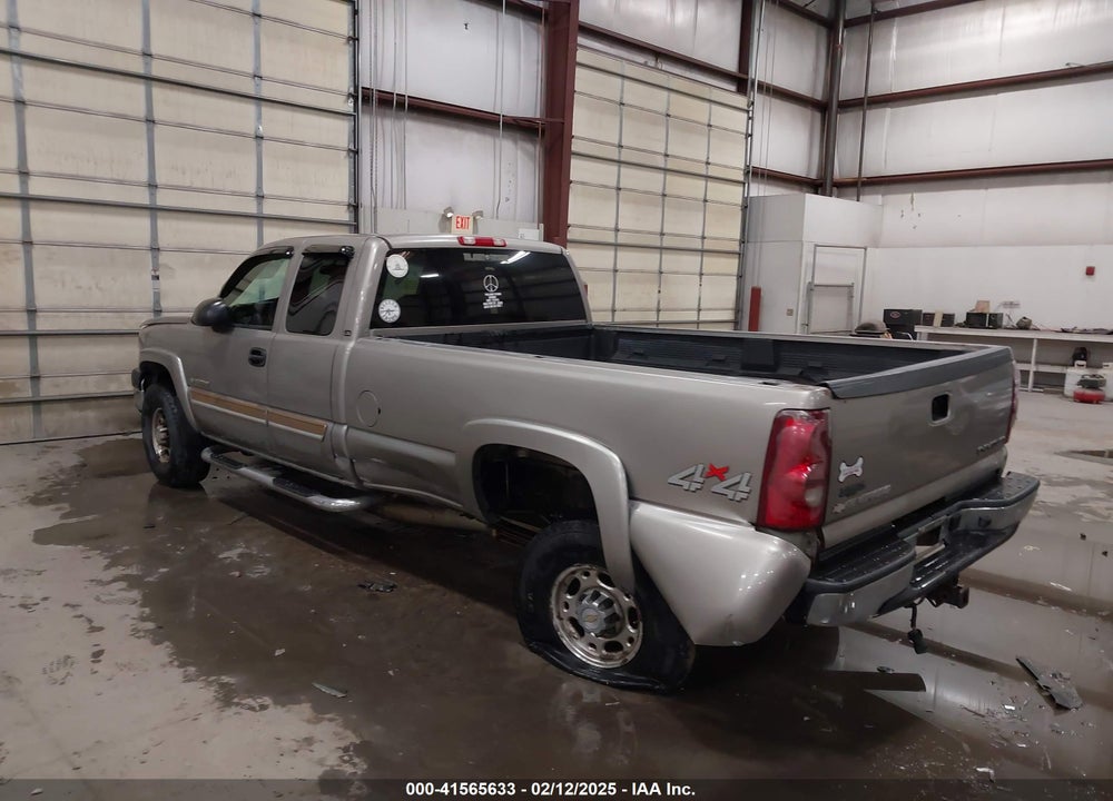 2003 CHEVROLET SILVERADO 2500HD LS VIN: 1GCHK29U73E325301