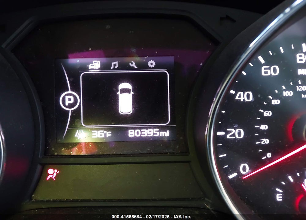 2017 KIA SEDONA LX VIN: KNDMB5C10H6331991