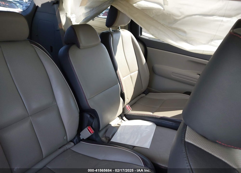 2017 KIA SEDONA LX VIN: KNDMB5C10H6331991