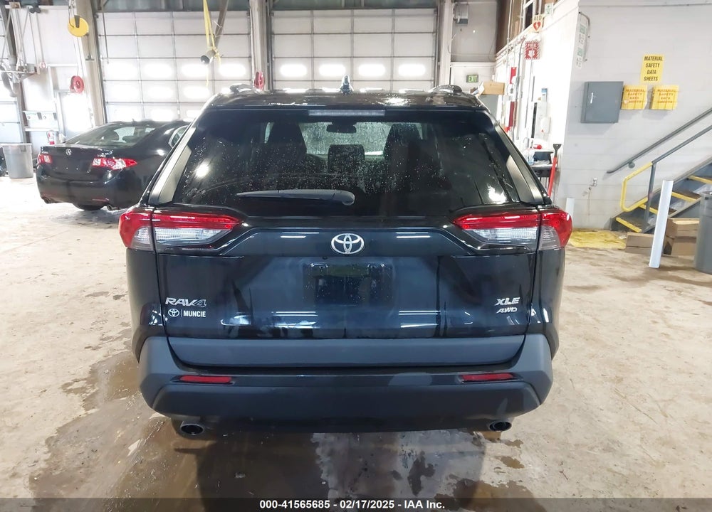 2019 TOYOTA RAV4 VIN: 2T3P1RFV8KW070475