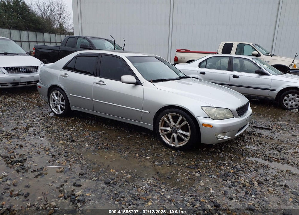 2003 LEXUS IS 300 VIN: JTHBD192530068370