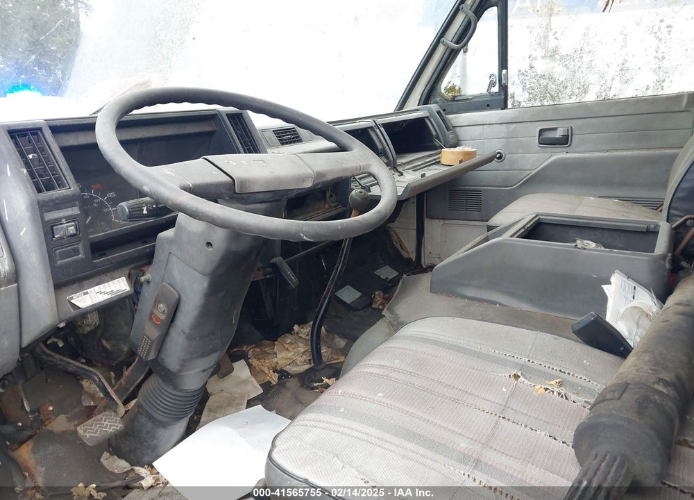 1986 ISUZU NPR VIN: JAMJP7487G9406950