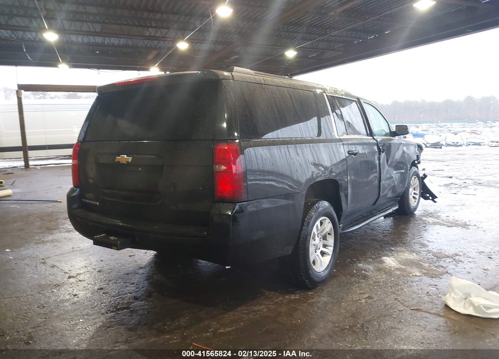 2018 CHEVROLET SUBURBAN VIN: 1GNSKHKC3JR211884