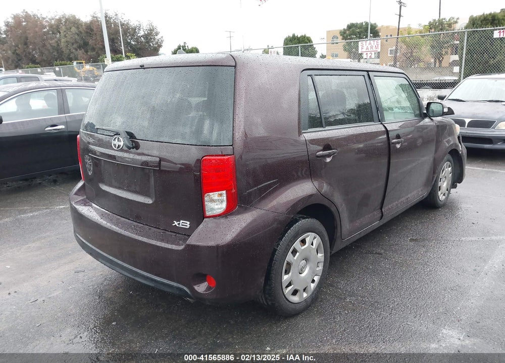 2015 SCION XB VIN: JTLZE4FE7FJ068936
