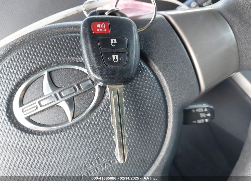 2015 SCION XB VIN: JTLZE4FE7FJ068936