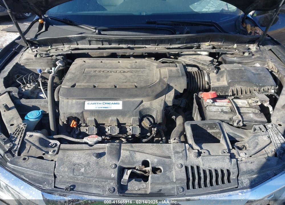 2017 HONDA ACCORD VIN: 1HGCR3F02HA026134