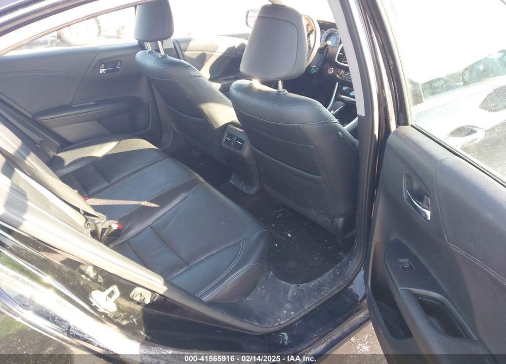 2017 HONDA ACCORD VIN: 1HGCR3F02HA026134