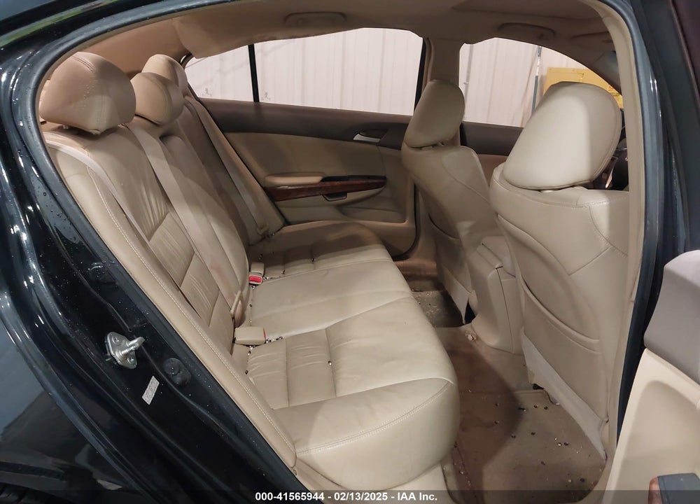 2008 HONDA ACCORD VIN: 1HGCP36828A046153