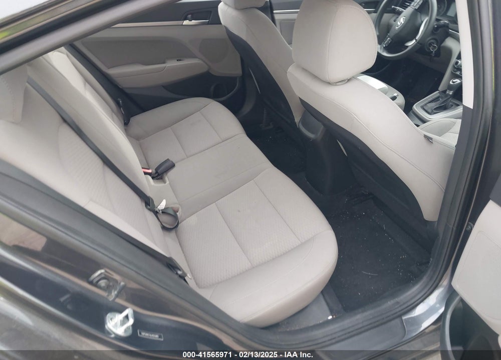 2020 HYUNDAI ELANTRA VIN: 5NPD84LF6LH555883