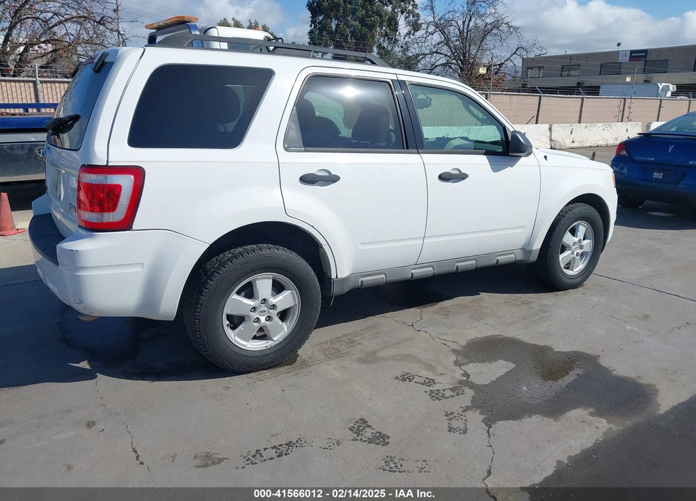 2010 FORD ESCAPE XLT VIN: 1FMCU0DG2AKA30448