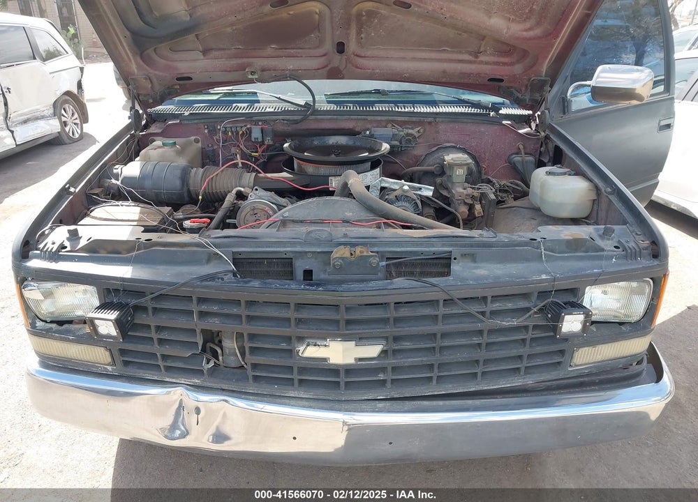 1989 CHEVROLET GMT-400 C2500 VIN: 1GCGC24K0KE137359