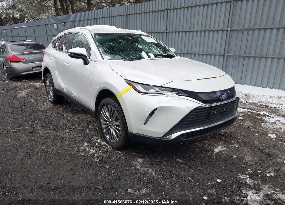 2022 TOYOTA VENZA XLE VIN: JTEAAAAH4NJ115032