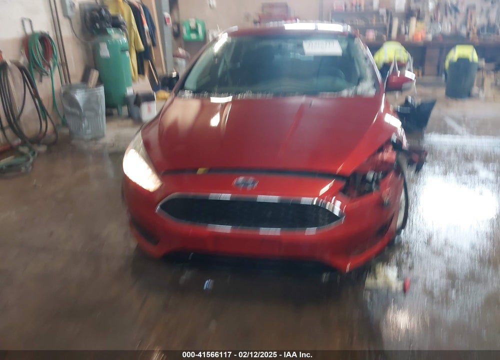 2018 FORD FOCUS SE VIN: 1FADP3K28JL300713