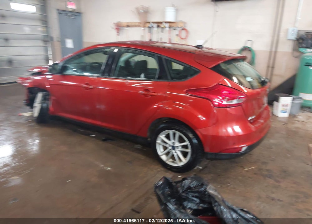 2018 FORD FOCUS SE VIN: 1FADP3K28JL300713