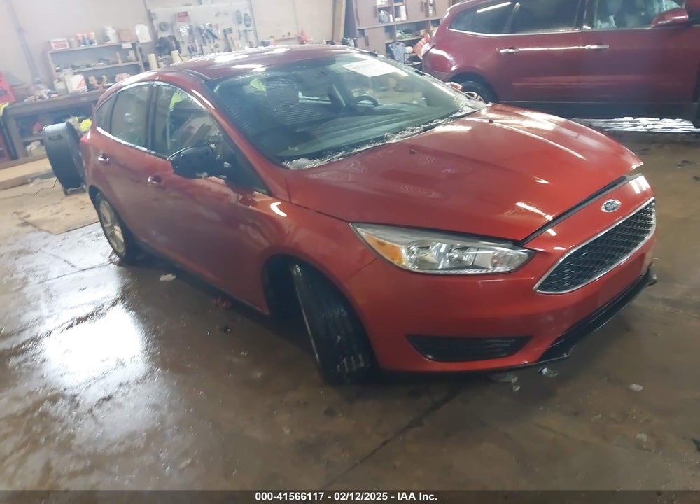 2018 FORD FOCUS SE VIN: 1FADP3K28JL300713