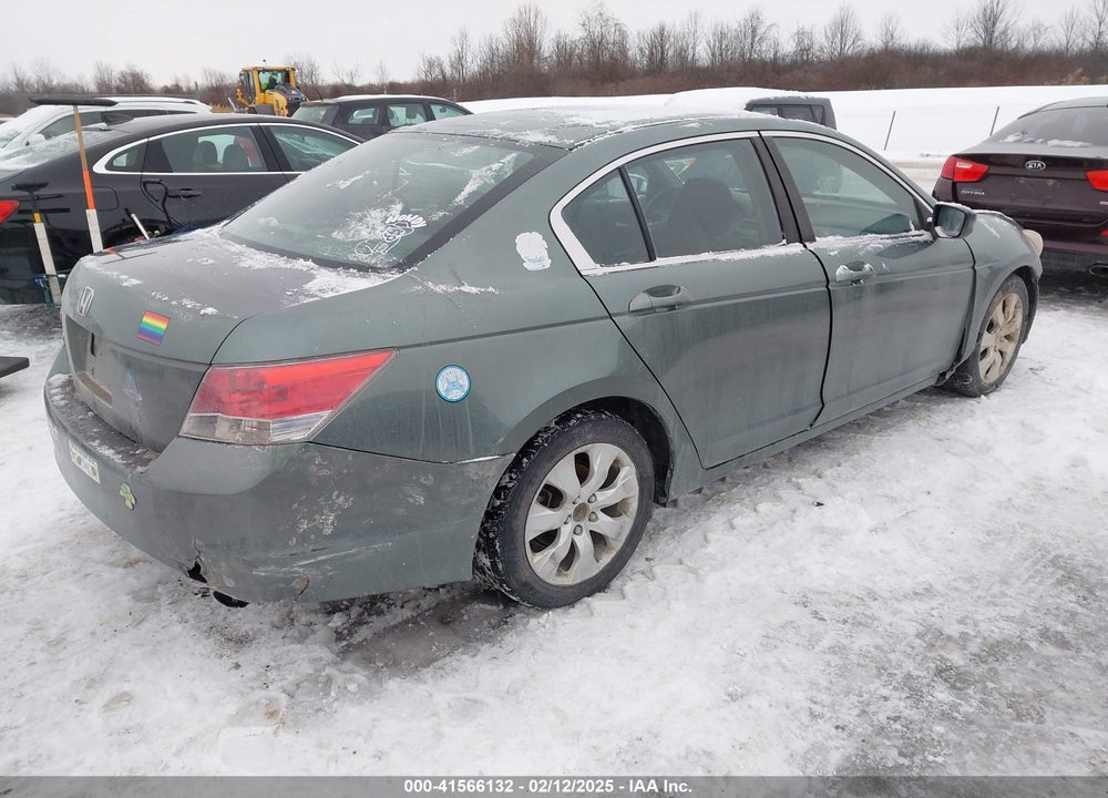 2008 HONDA ACCORD VIN: 1HGCP26758A088527